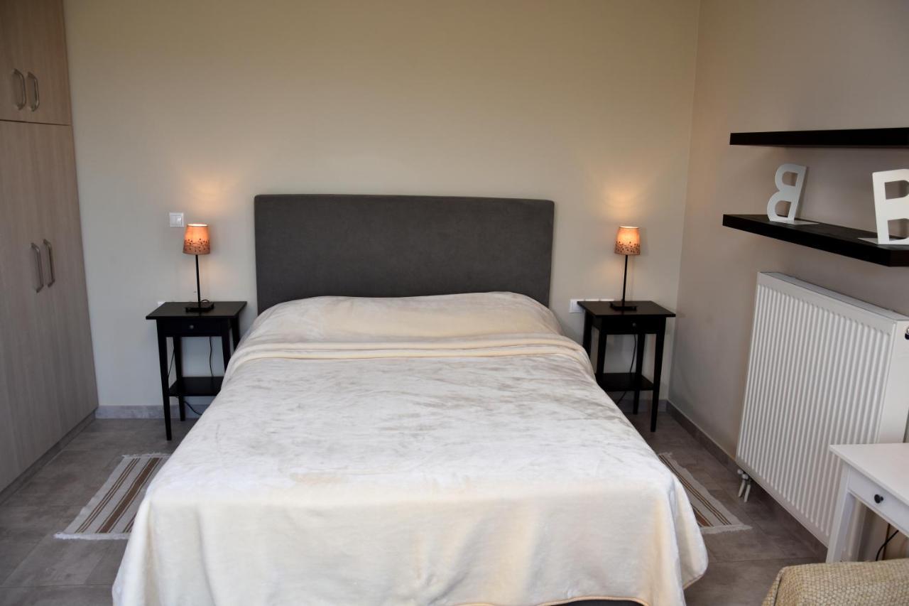 Ελιάδες - Eliades Apartments Karystos  Esterno foto