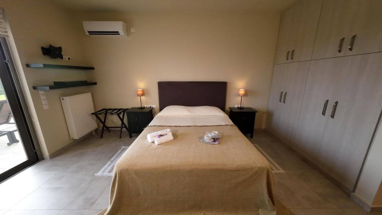 Ελιάδες - Eliades Apartments Karystos  Esterno foto